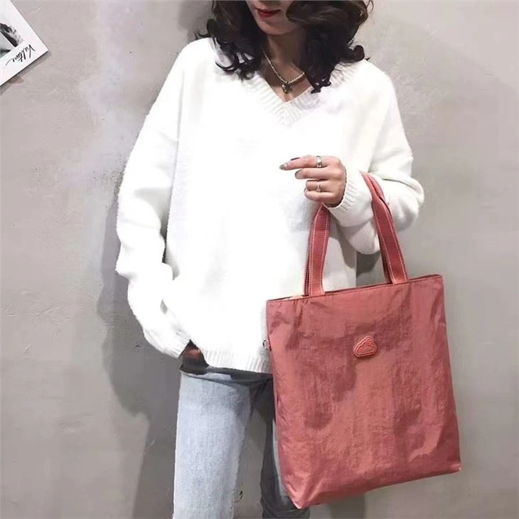 여성을위한 나일론 마카롱 컬러 가벼운 무게 숄더백